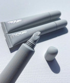لیپ گلاس طرح رود Rhode Lipgloss